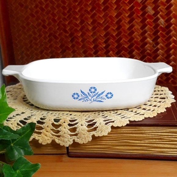 👉*RARE VINTAGE* CORNING WARE "CORNFLOWER" 7" CASSEROLE DISH WITH LID ~P-7-B - Picture 10 of 11